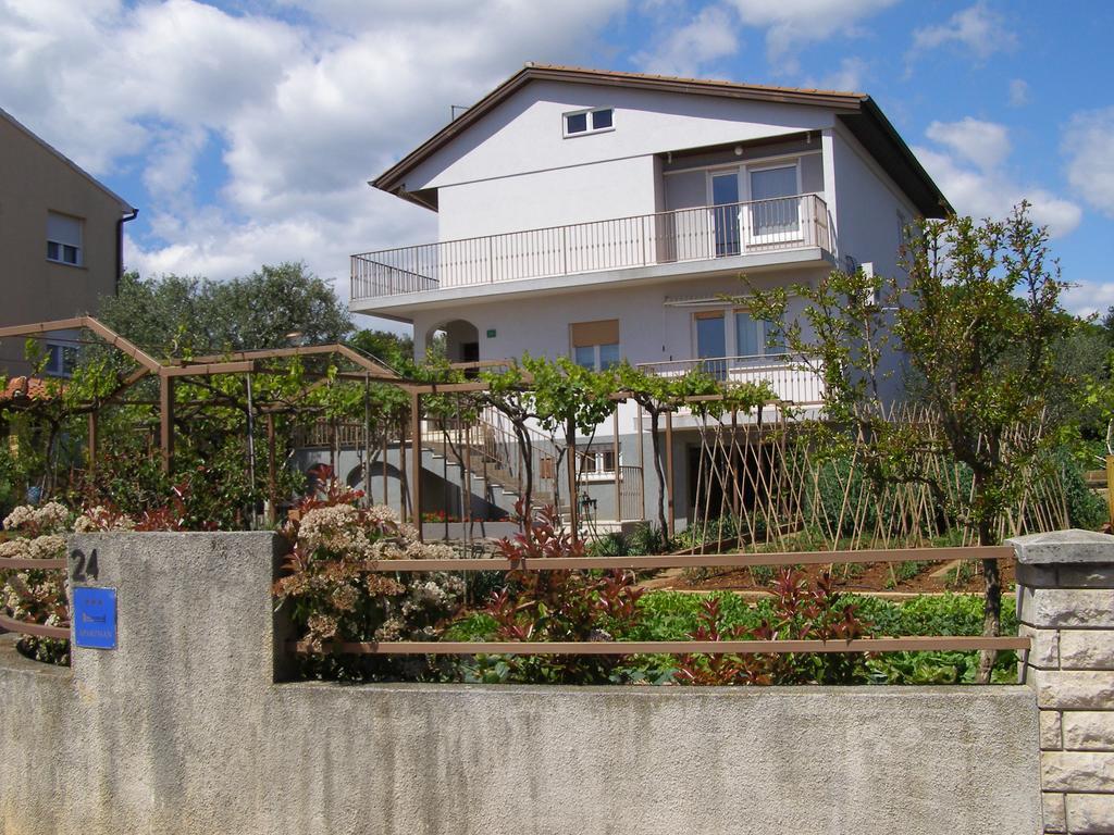 Apartment Vallelunga Pula Exterior foto